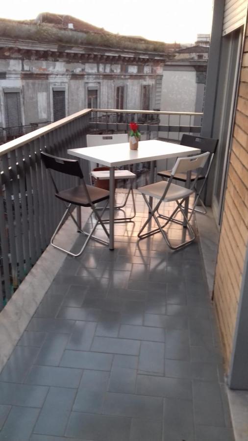 Alexander Hostel Napoli Bagian luar foto