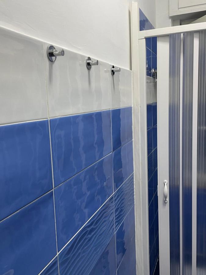 Alexander Hostel Napoli Bagian luar foto