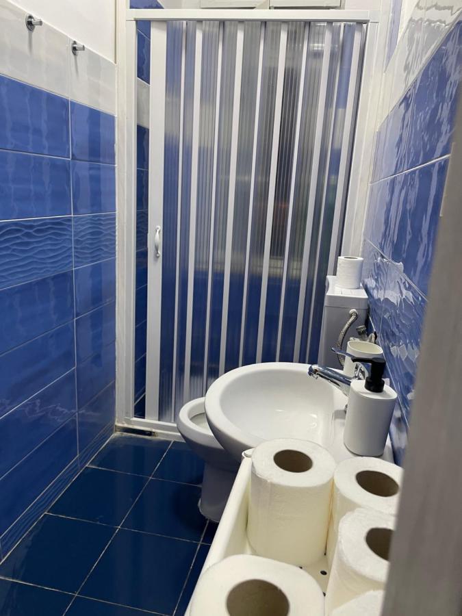 Alexander Hostel Napoli Bagian luar foto