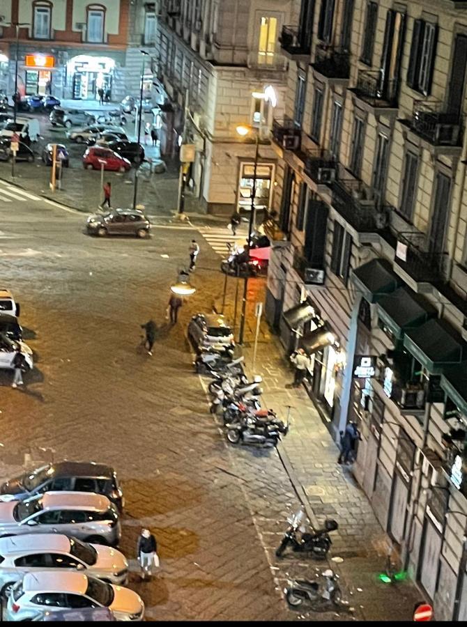 Alexander Hostel Napoli Bagian luar foto